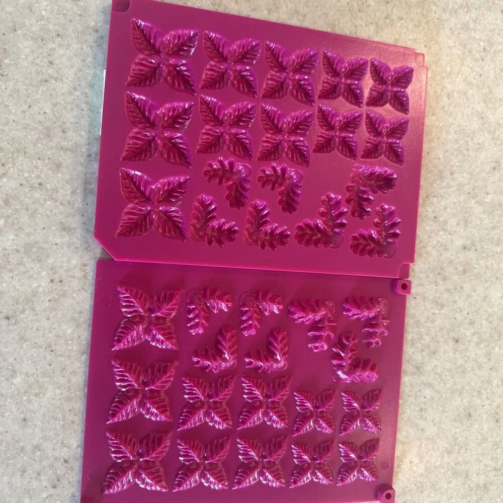Heartfelt Creations 3D CHRISTMAS POINSETTIA SHAPING MOLD HCFB1-478 Card Flowers